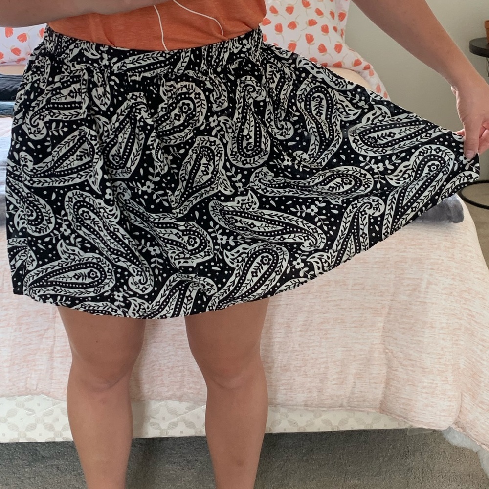 American Eagle Skirt - Picture 2 of 4
